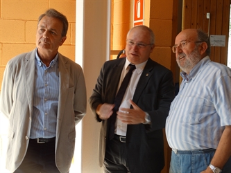 El conseller de Cultura de la Generalitat, Jordi Puig, visita el Parc de les Coves Prehistòriques de Serinyà